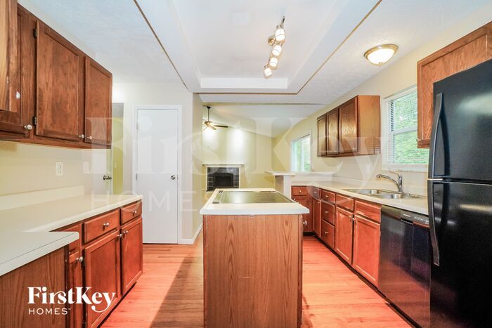 Building Photo - 4261 Timber Valley Dr