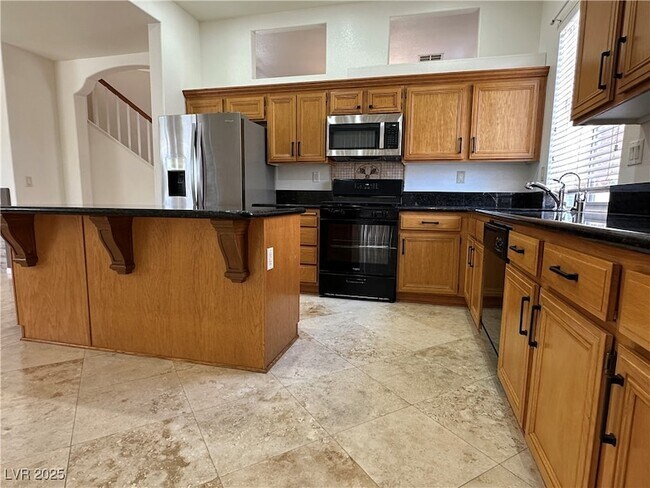Building Photo - 2411 Brockton Way