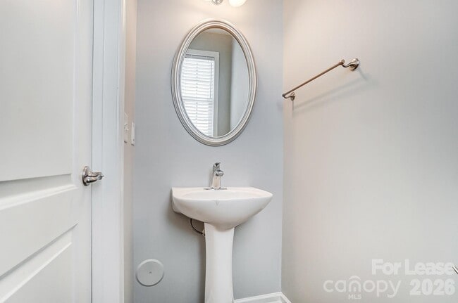 Building Photo - 9519 Longstone Ln