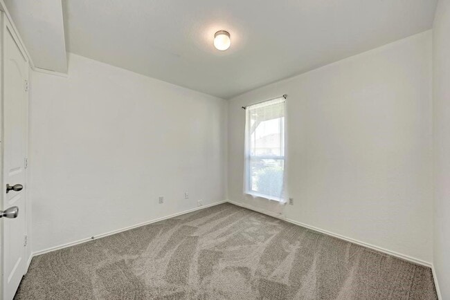 Building Photo - 4511 Halliday Ave