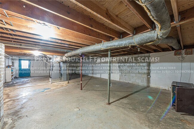 Building Photo - 1265 AR-45