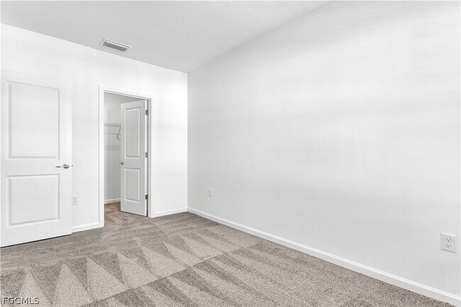 Building Photo - 1428 Weeping Willow Ct