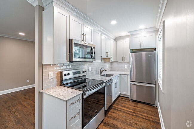 Interior Photo - Regency Manor: In-Unit Washer & Dryer, Cold Water Included, Cat & Dog Friendly, and Custom Closets