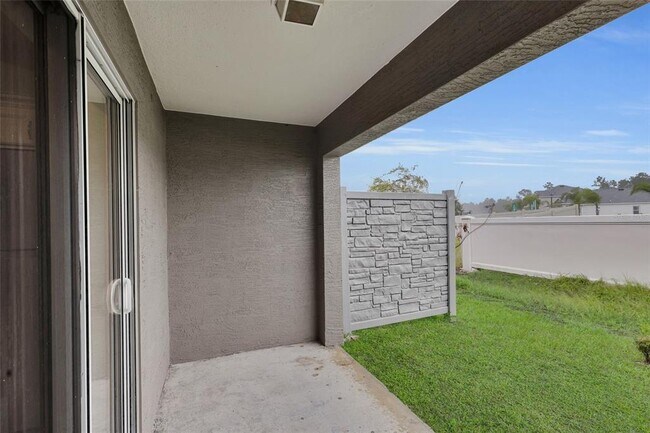 Building Photo - 13 Llovera Pl