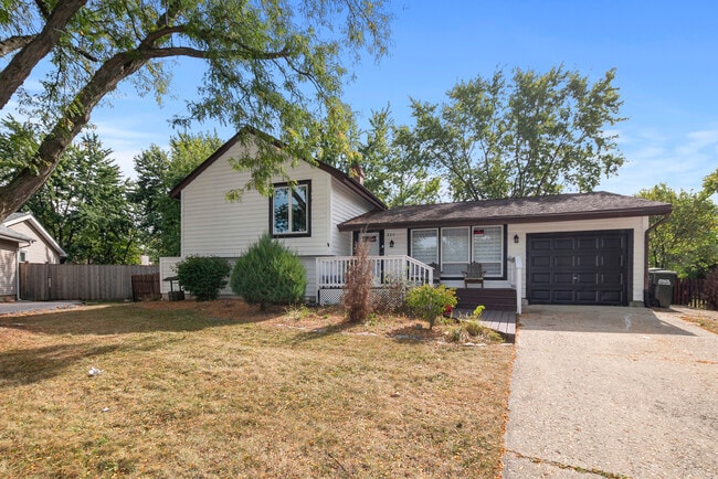 Primary Photo - 225 Kedvale Ct