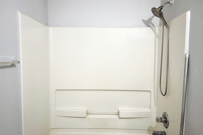 Building Photo - 18311 Olive Leaf Dr