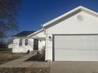 Building Photo - Beautiful newly Renovated 3 Bedroom / 2 bathroom house located in Joplin!