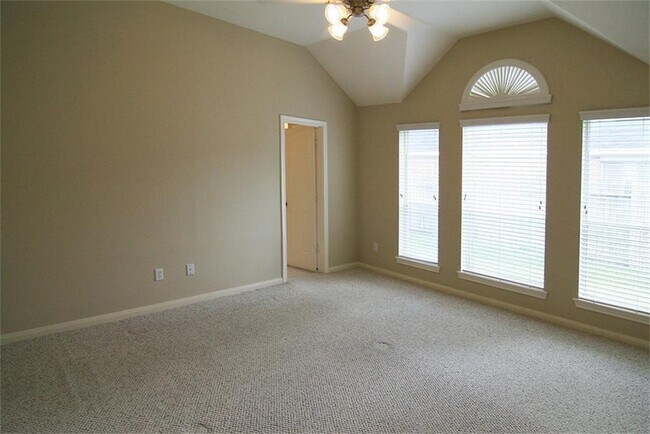 Building Photo - 18611 Dural Dr