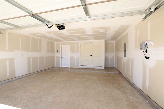 Building Photo - 9704 Firewood Ln