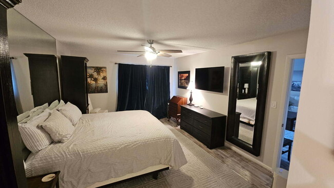 Building Photo - 500 Ocean Trail Way