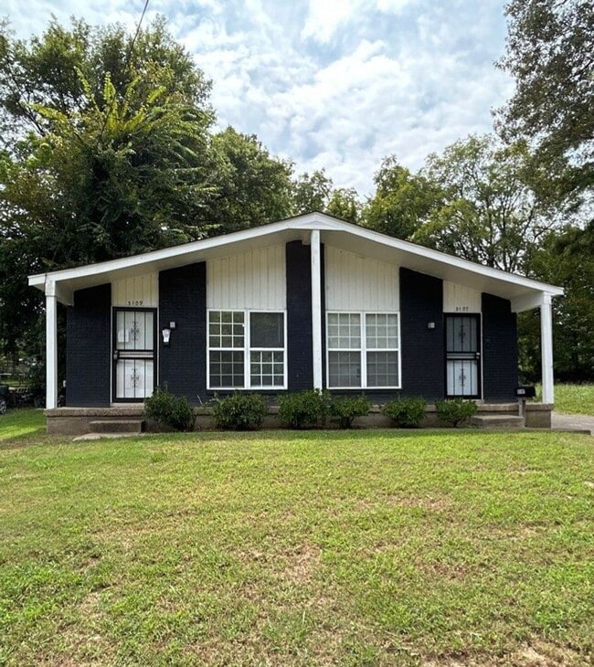 Primary Photo - 3109 Radford Rd