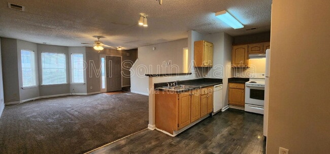 Building Photo - 1873 Carrington Dr