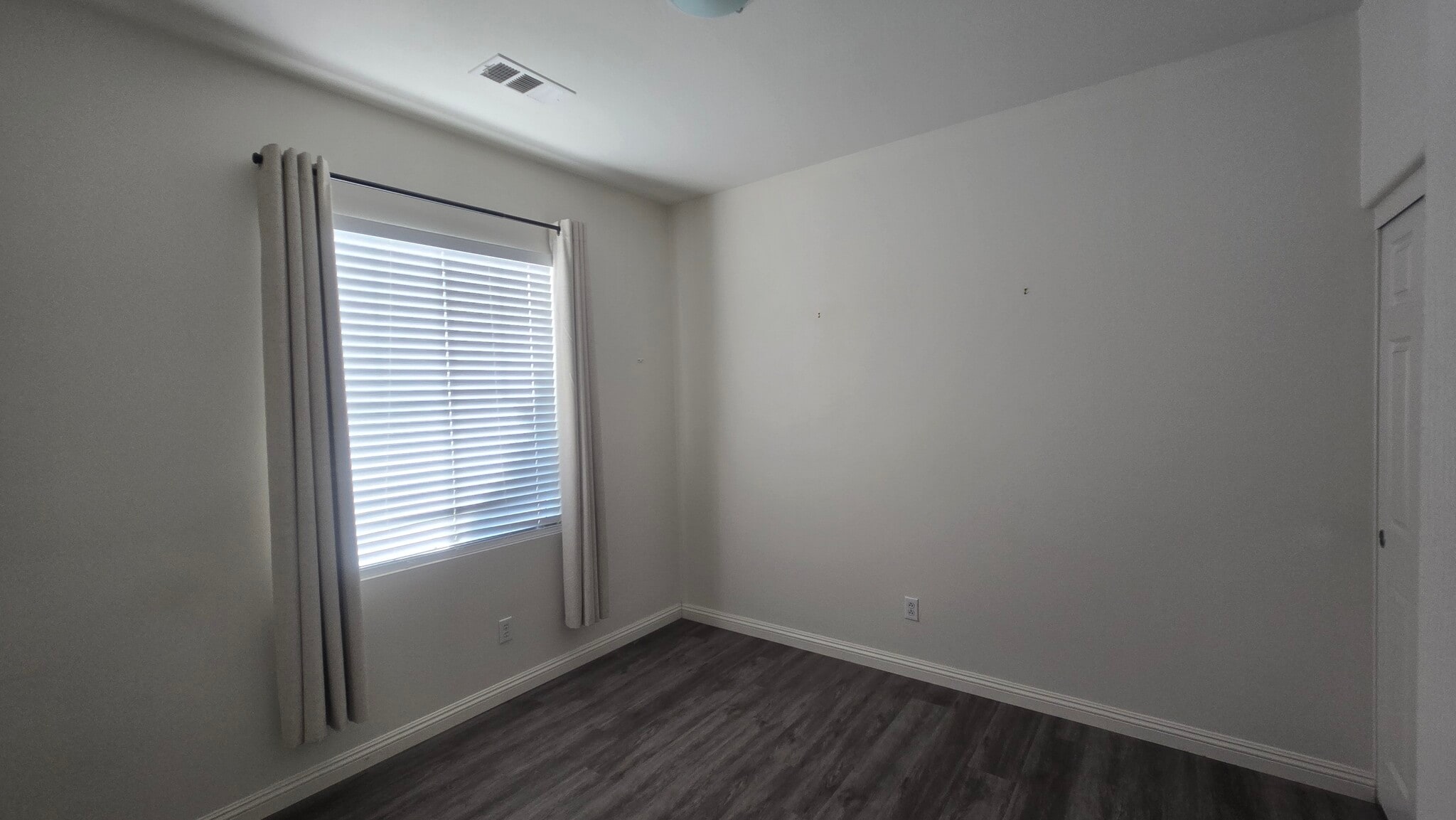 Bedroom 3 - 146 Martindale Way