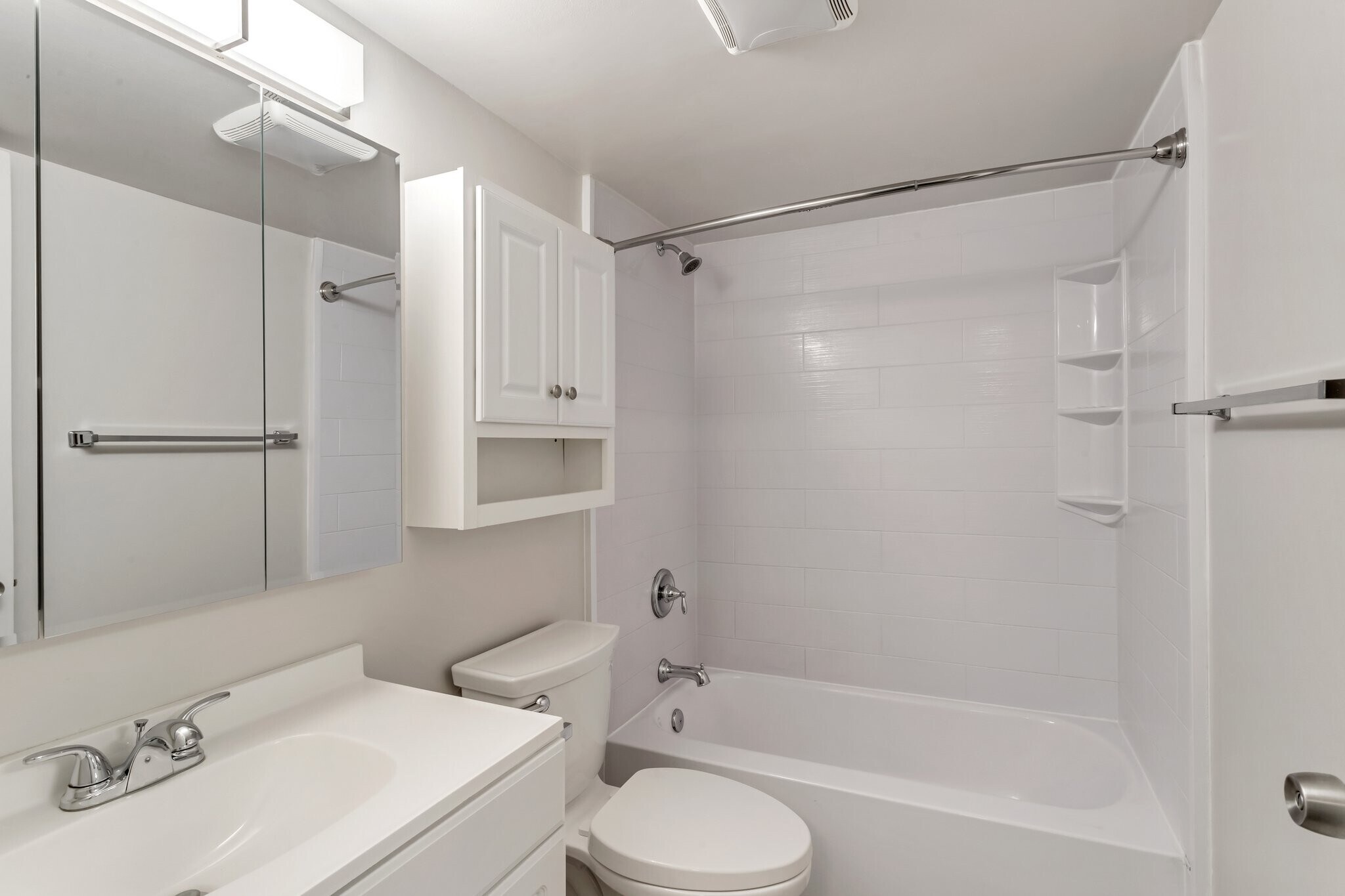 Building Photo - 2115 E 3300 S