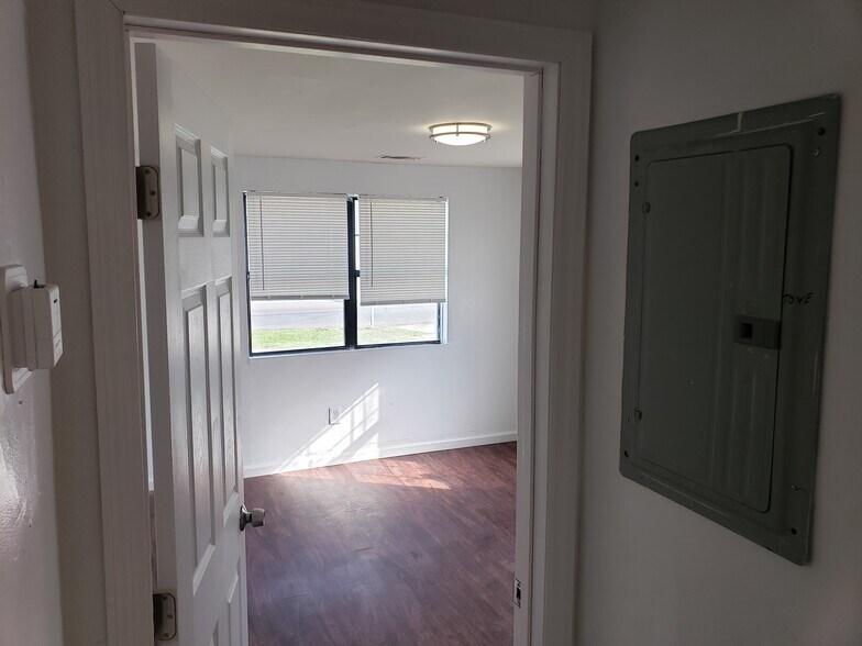 Bedroom #1 - 43 Lissner Ave