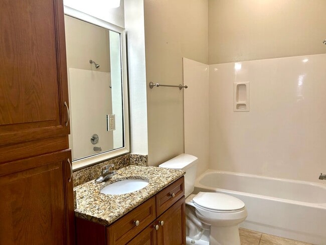 Building Photo - Victory Commons