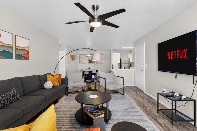 Building Photo - 15164 N 140th Dr