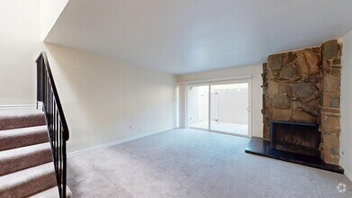 Building Photo - Spacious & Updated 2-Bedroom Unit in Studi...