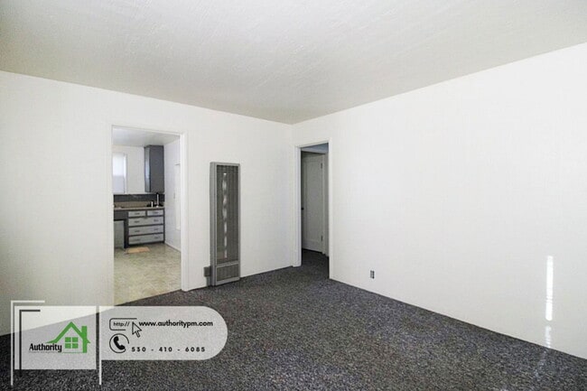 Building Photo - 2970 Anita St