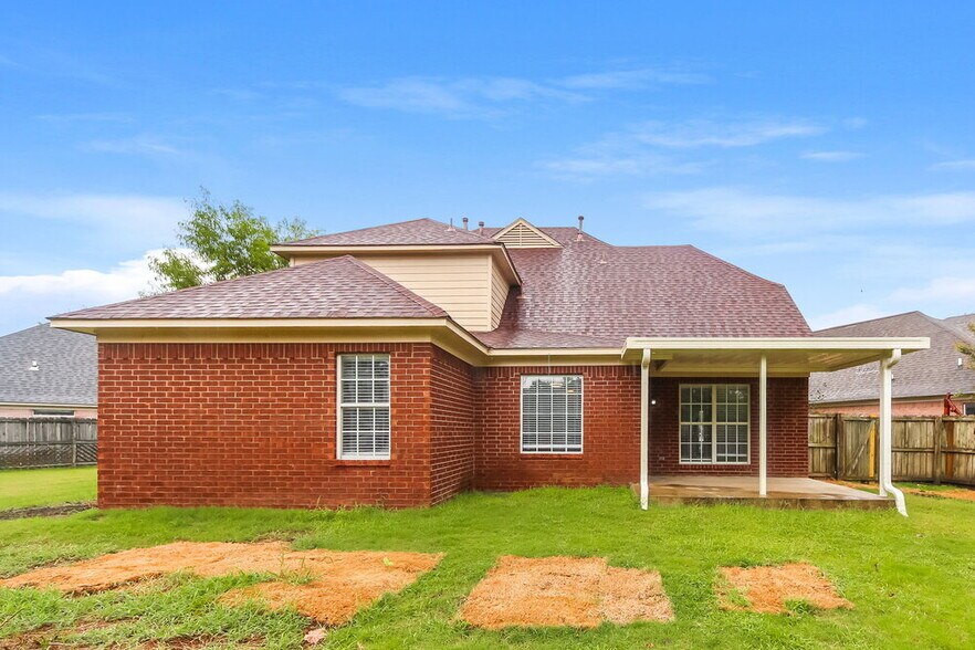 Building Photo - 13073 Claybourne Cove