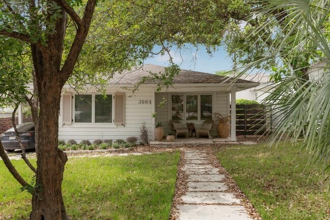 Building Photo - 3004 Oakmont Blvd