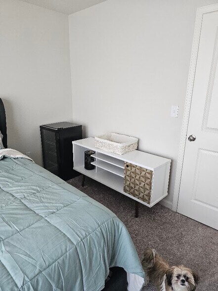 Building Photo - 277 Laurel Springs Dr