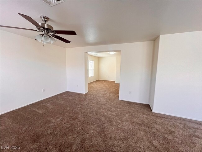 Building Photo - 5628 Granville Lake St