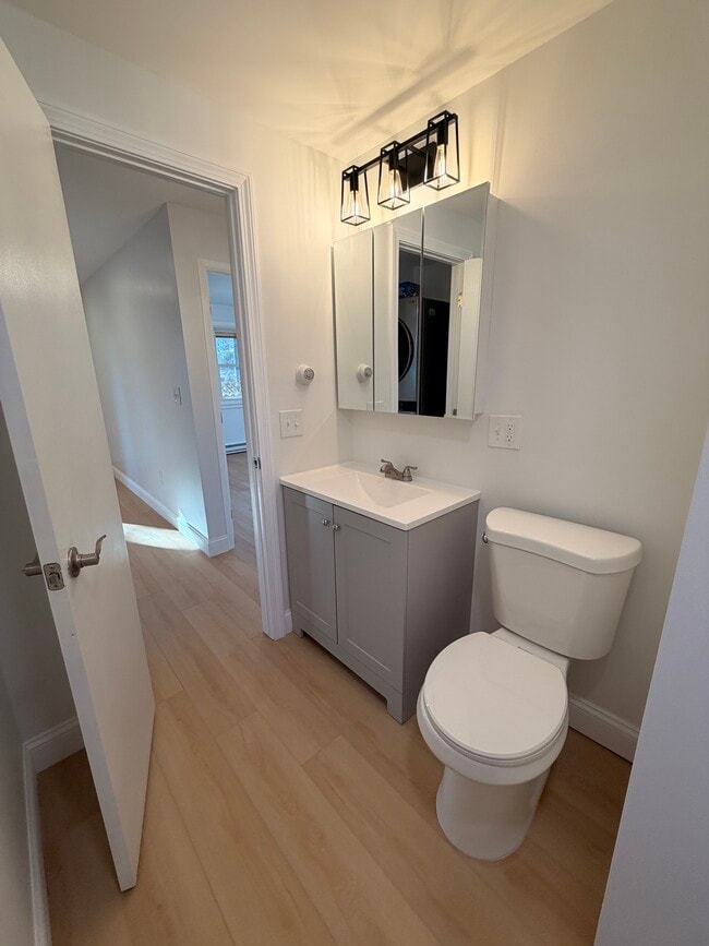 Building Photo - Barrington Brick House