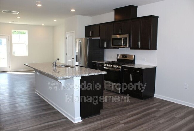 Building Photo - 2715 Chert Ln