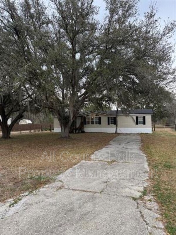 Building Photo - 913 Saddlewood Blvd