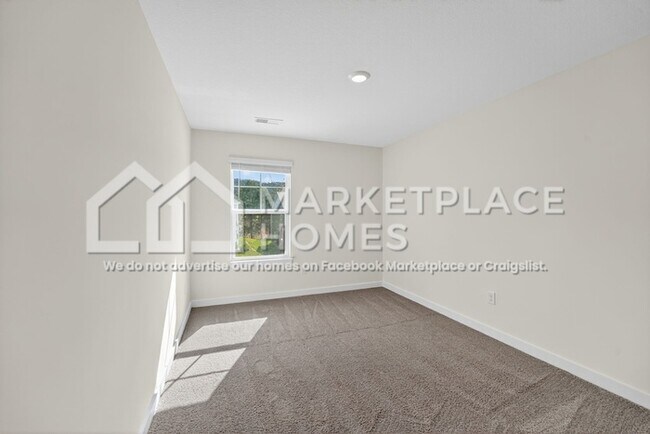 Building Photo - 7661 Belhaven Ln