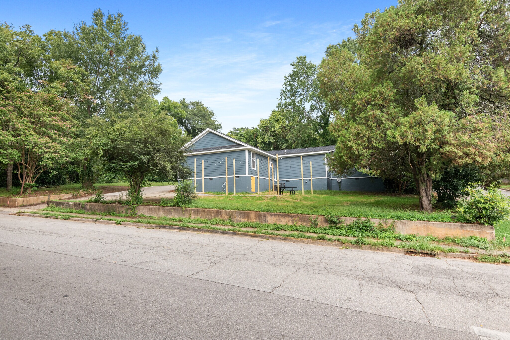 Building Photo - 907 Beaufort St