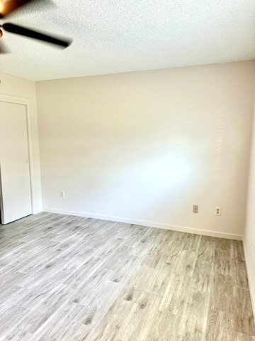 Building Photo - 320 Meadow Ln
