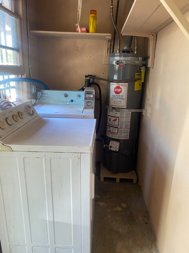 Building Photo - 1230 Browning Blvd