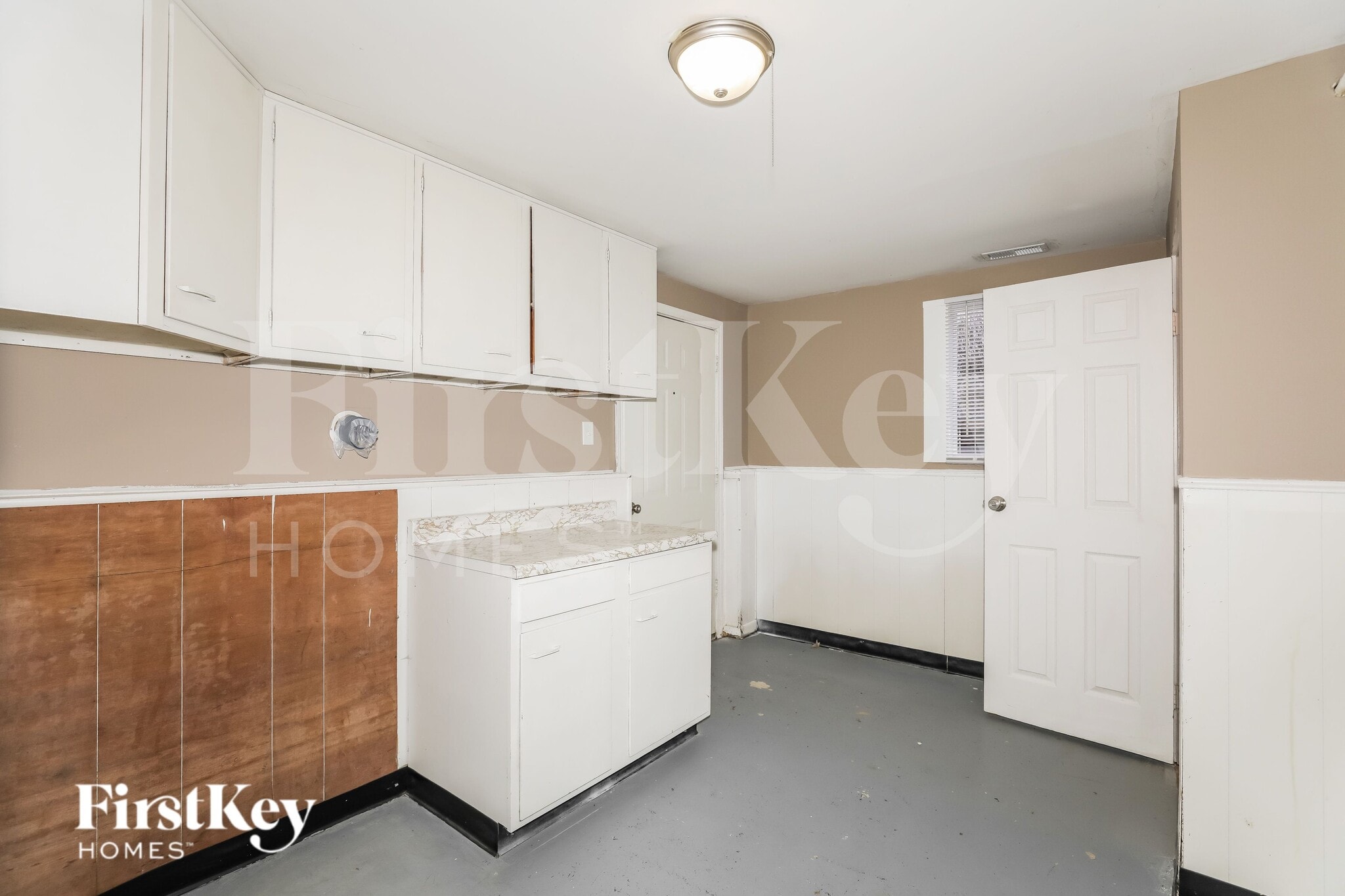 Building Photo - 612 S Jefferson St