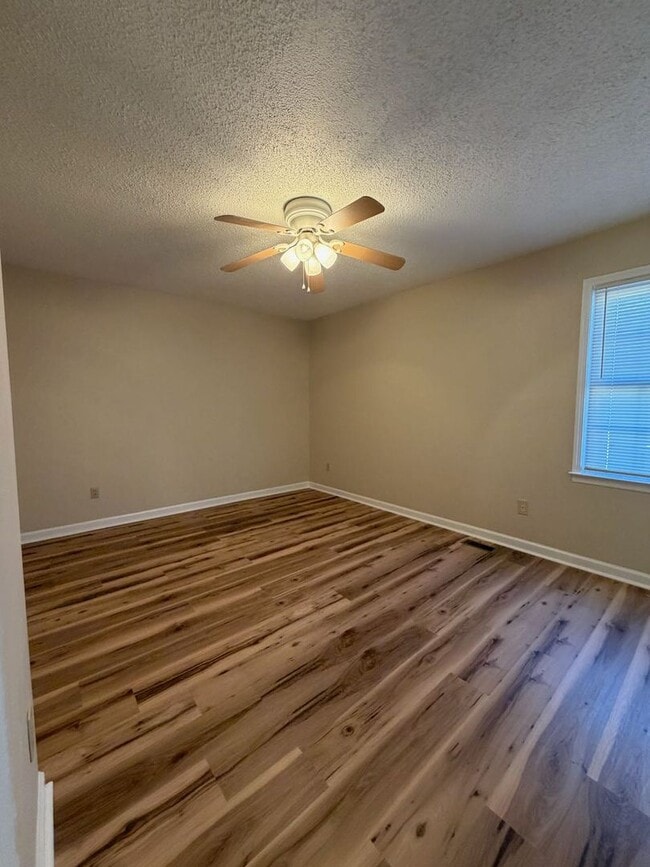 Building Photo - 235 Boles Rd