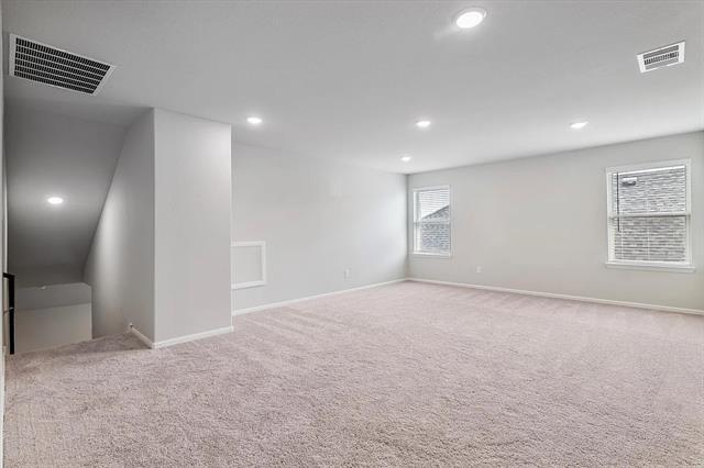 Building Photo - 422 Wydown Dr
