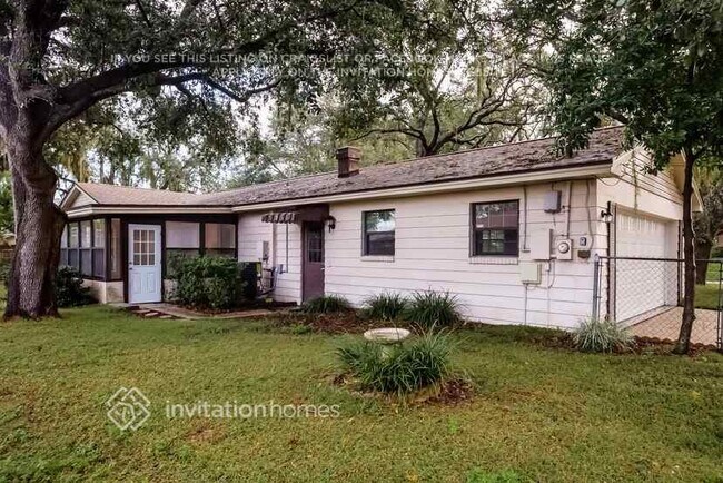 Building Photo - 506 E Hilda Dr