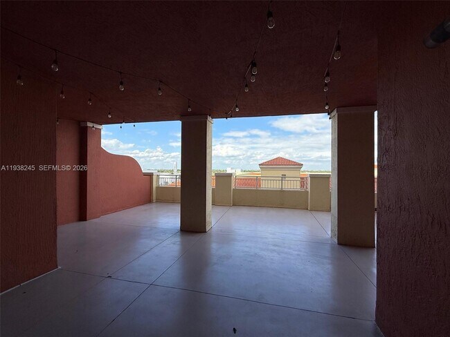 Building Photo - 7350 SW 89th St