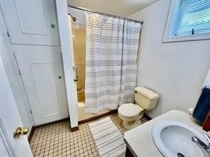 Building Photo - 398 Main St