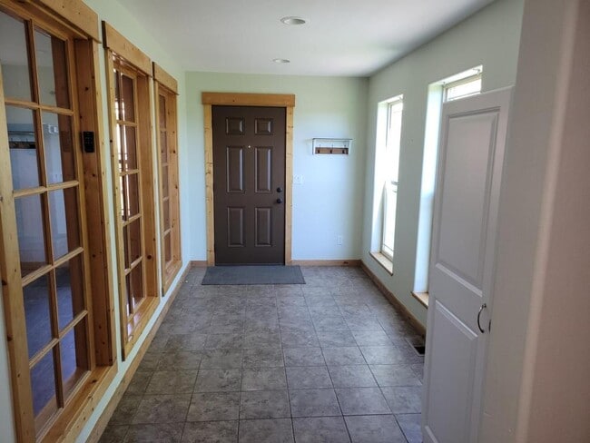 Building Photo - 75 E Katina Ct