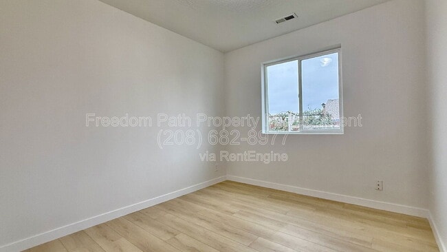 Building Photo - 3656 W Furcula Dr