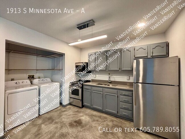 Building Photo - 1913 S Minnesota Ave