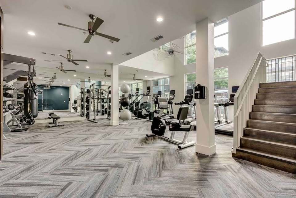 Building Photo - 5005 Galleria Dr