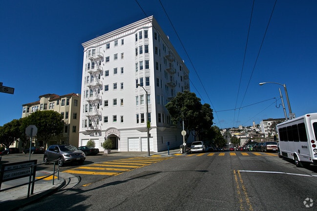 Building Photo - 575 Pierce St