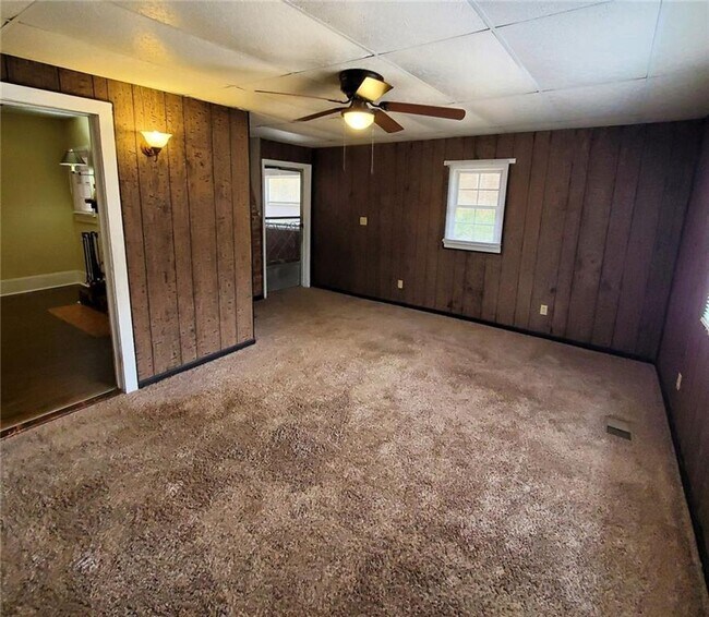 Building Photo - 7025 Rico Rd