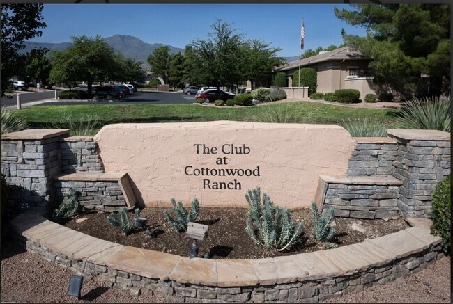 Building Photo - HOUSE-COTTONWOOD- GYM/POOL - DEL WEB COTTO...