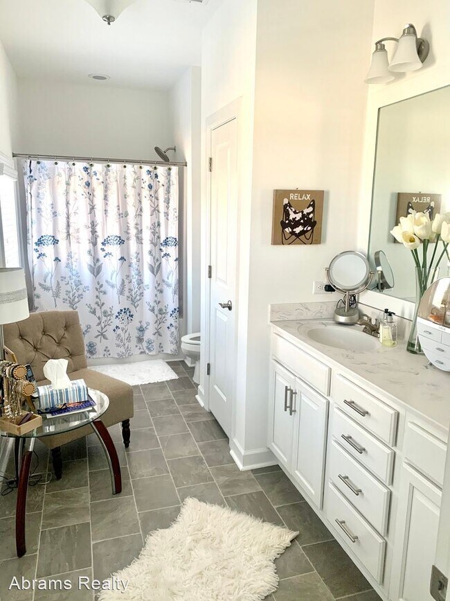 Building Photo - 4 br, 2.5 bath House - 4168 Archstone Drive