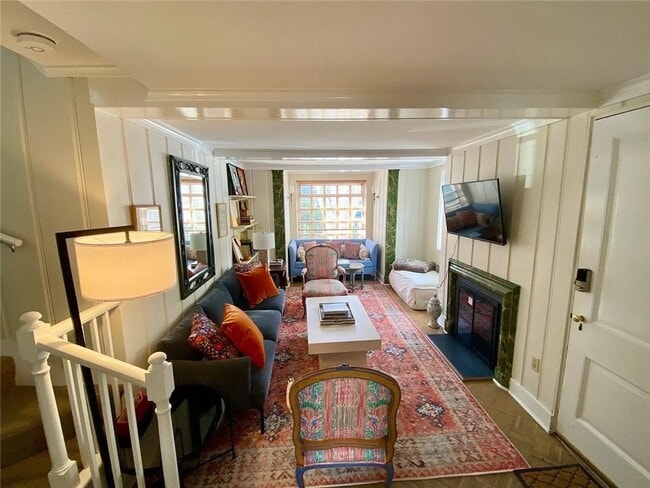 Building Photo - 115 John St