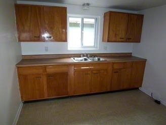 Kitchen - South City Apartments